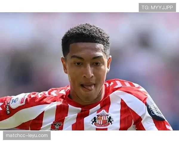 贝林厄姆兄弟再掀热潮,乔布闪耀全场成焦点 贝林厄姆兄弟再掀热潮,乔布闪耀全场成焦点