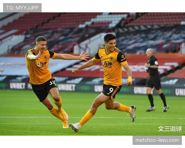 热刺状态回暖强势冲击英超冠军