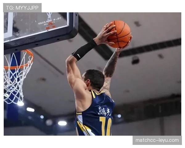 大卫·拉亚状态火热，成球队争冠关键力量