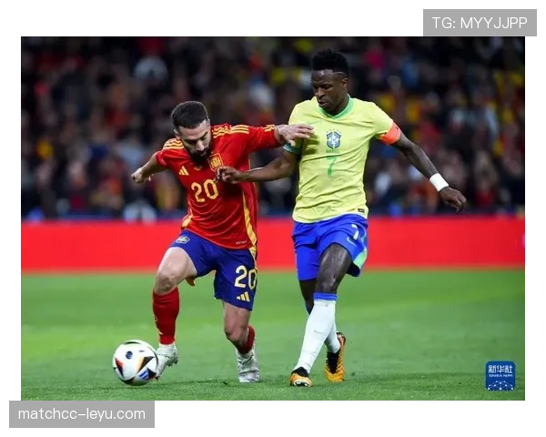 维尼修斯携手巴西足球传奇共话年轻球员成长之路