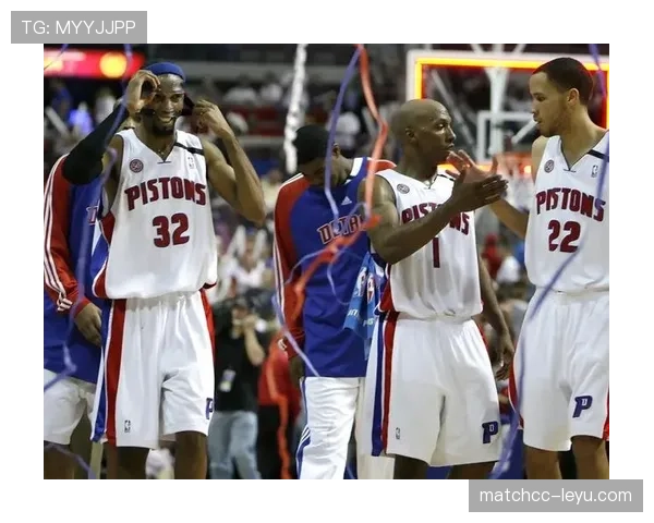 比卢普斯无球跑动串联进攻，改变球队关键时刻得分结构