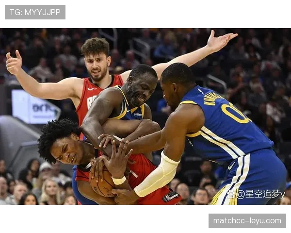 阿门·汤普森无球跑动效率提升显著拉开防守空间